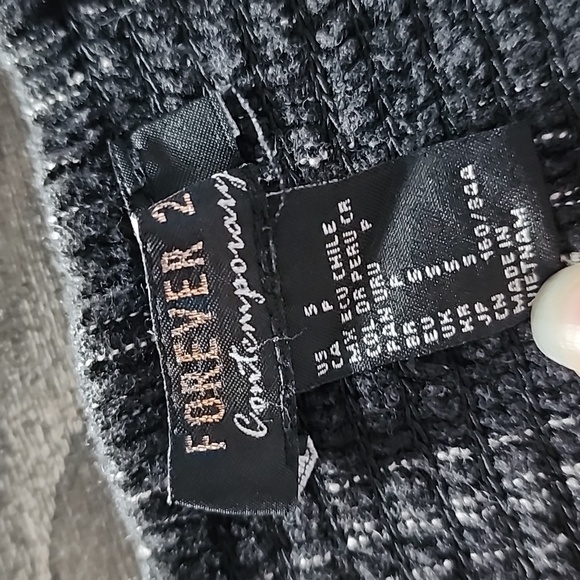 🦜 Forever 21 button front Midi Dress 🦜 - Picture 2 of 4